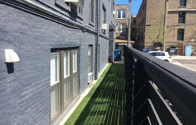 1 bed, 1 bath, 727 sqft, $1,850, Unit 946