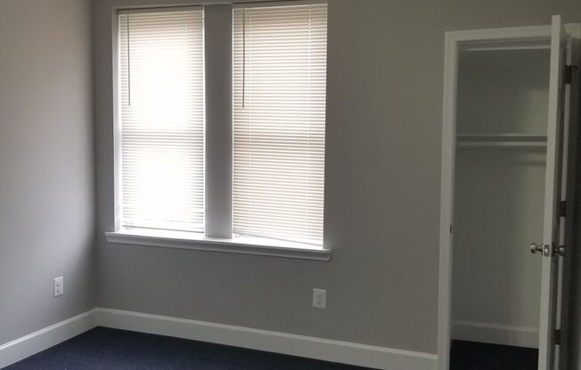 Baltimore - 3 Bedrooms and 1.5 baths Available!