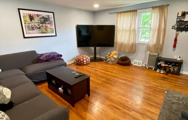 Stunning 3-Bedroom Townhouse in the Heart of West Chester! Available mid-February!