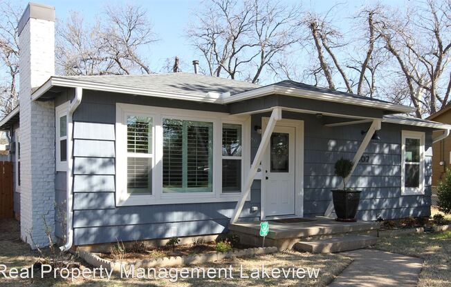 807 Magnolia