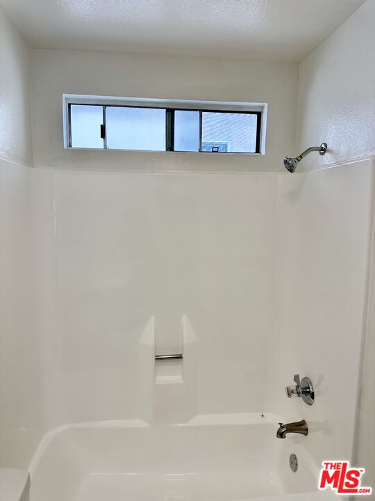 1603 W 224Th St