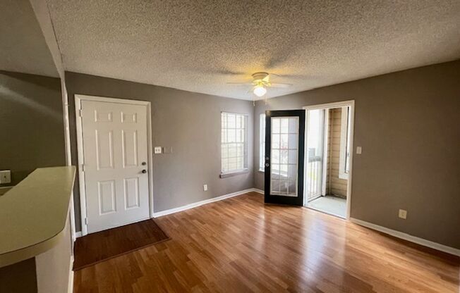 First Floor 1 Bedroom Condo In Orlando Area!