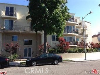 3 beds, 3 baths, 1,510 sqft, $3,849, Unit 106