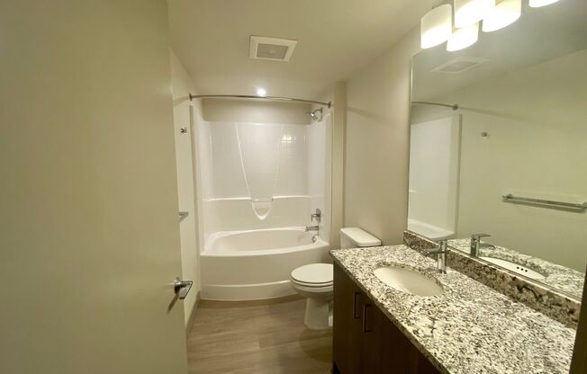 1 bed, 1 bath, 727 sqft, $1,650, Unit 201-MFTE