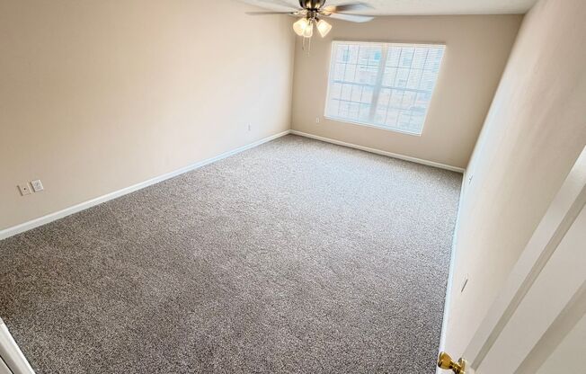 2 beds, 1 bath, 1,047 sqft, $1,217, Unit 07-301