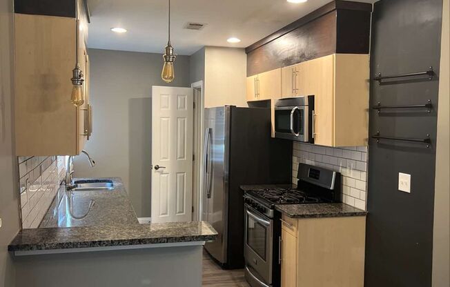 3 bedroom / 2 bath in the heart of Avondale Estates!