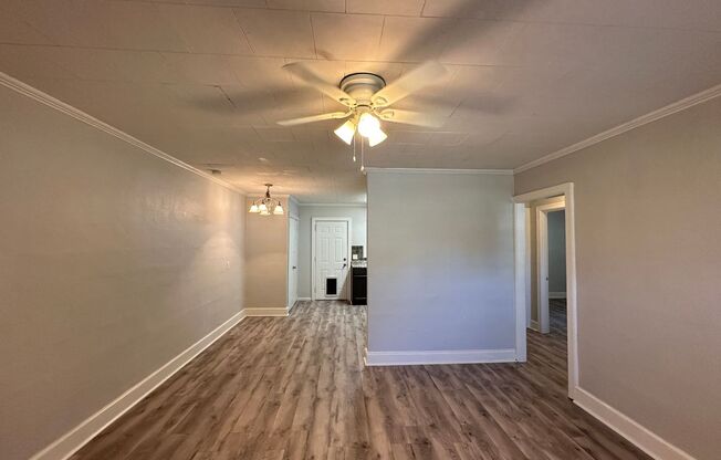 2 beds, 1 bath, $1,000