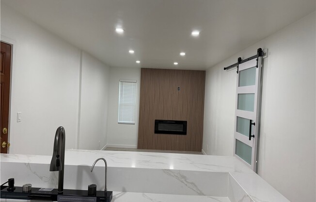 1 bed, 1 bath, 472 sqft, $1,950, Unit 105