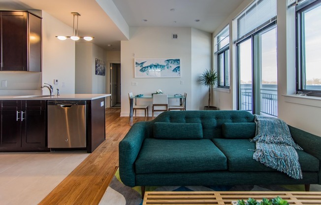 1 bed, 2 baths, 1,181 sqft, $3,050, Unit 4E