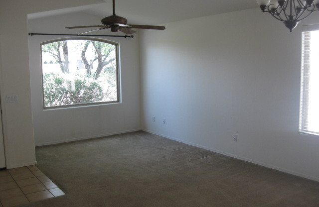 4 BEDEEM 2 BATH HOME IN RITA RANCH AVAILABLE JULY 2025