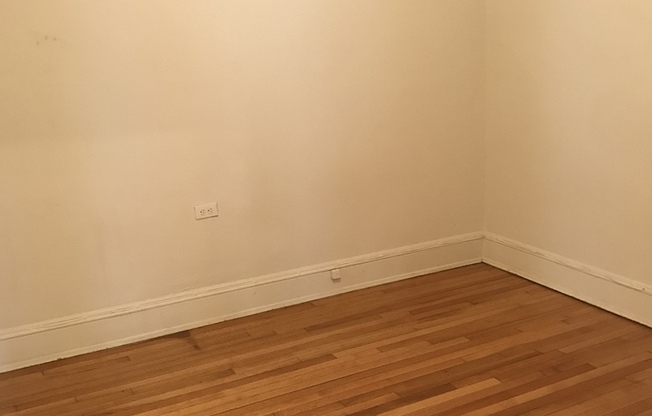1 bed, 1 bath, 450 sqft, $1,229, Unit 107-1A