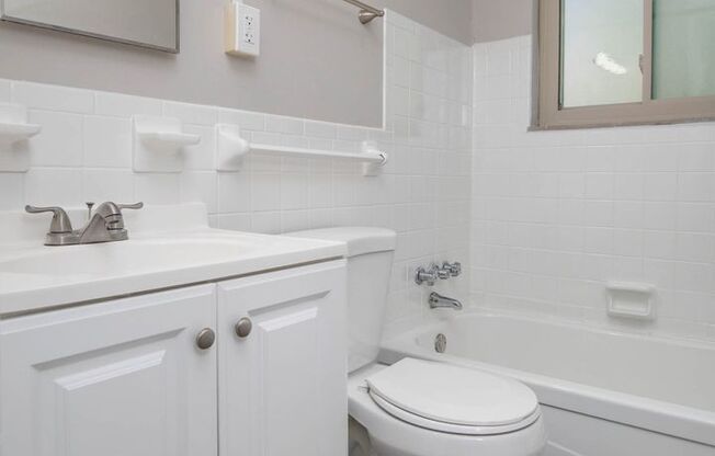 Renovated 1BD/1BATHS