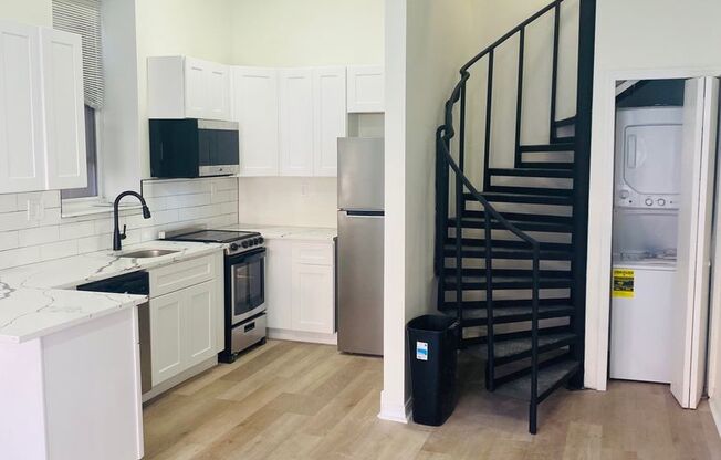 2 beds, 1 bath, 750 sqft, $1,495, Unit 1420-B