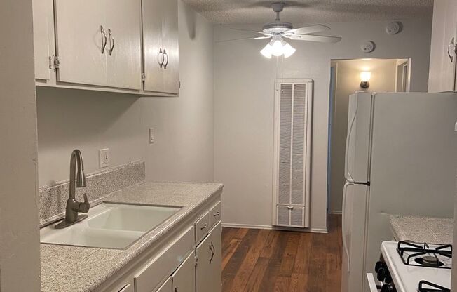 1 bed, 1 bath, 590 sqft, $1,850, Unit Unit 15