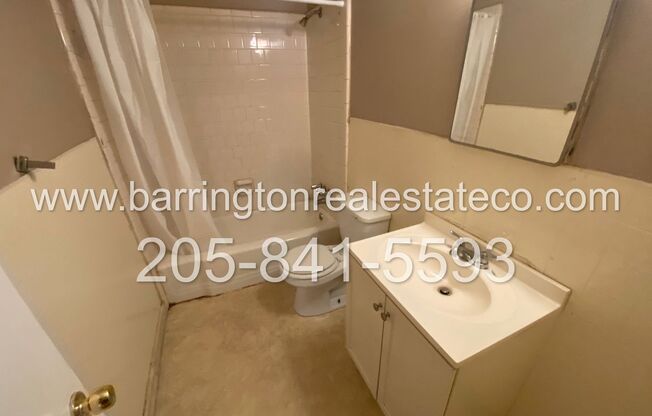 2 beds, 1 bath, 840 sqft, $765, Unit Apt B