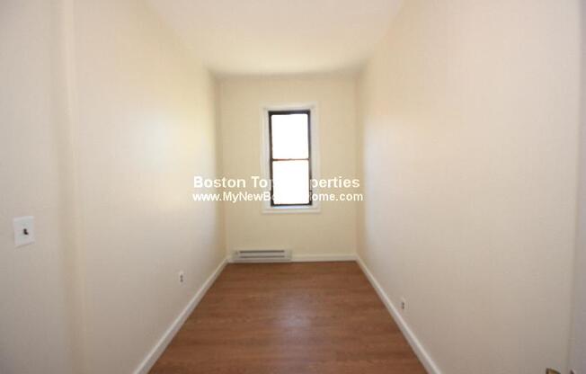 9 BUSWELL ST