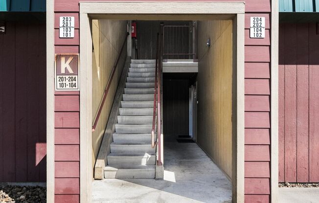 1 bed, 1 bath, 575 sqft, $1,089, Unit D202