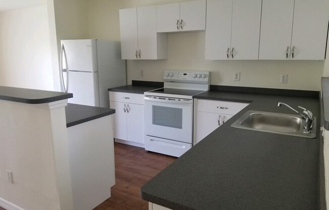 Spacious townhome in Riverview!