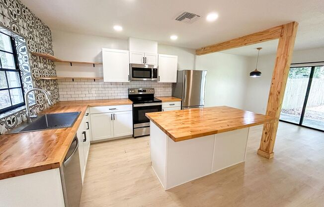 1058 SW 6th Dr - Unit B