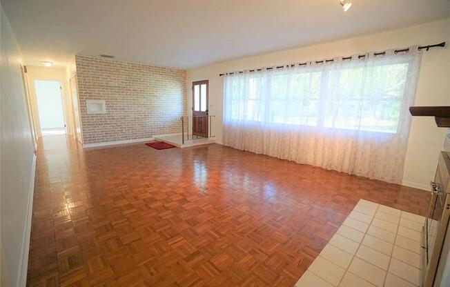 1761 CARDINAL DRIVE
