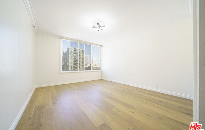 2 beds, 2 baths, 1,621 sqft, $4,500, Unit 1502
