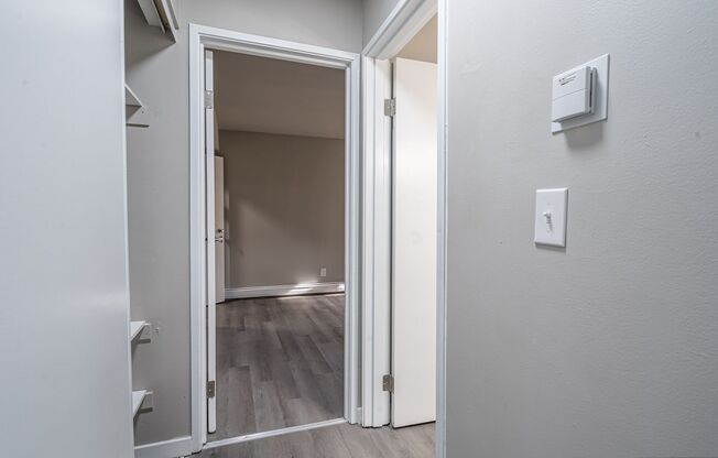 1 bed, 1 bath, 815 sqft, $999, Unit 8858 - 104