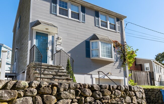 121 HIBISCUS AVE