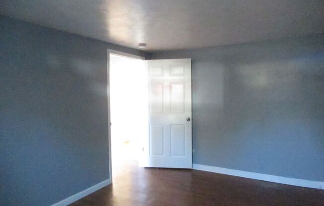 Spacious 3 bed/1 bath basement unit available now!