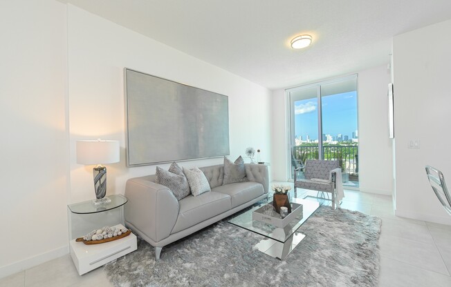 2 beds, 2 baths, 986 sqft, $2,400, Unit 705