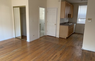 722 W Barry Ave