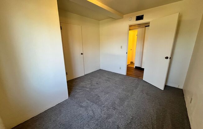 1 bed, 1 bath, 475 sqft, $1,250, Unit 407