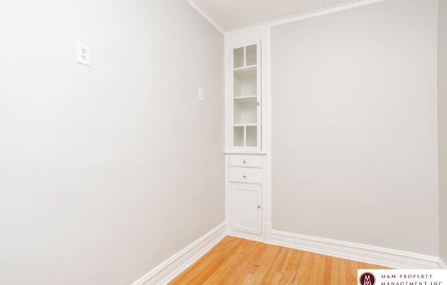 1 bed, 1 bath, 600 sqft, $1,350, Unit 956-35