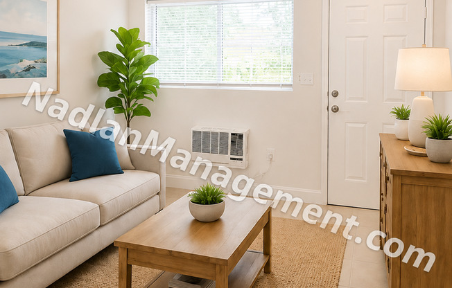 Beautifully Finished Downtown Studio