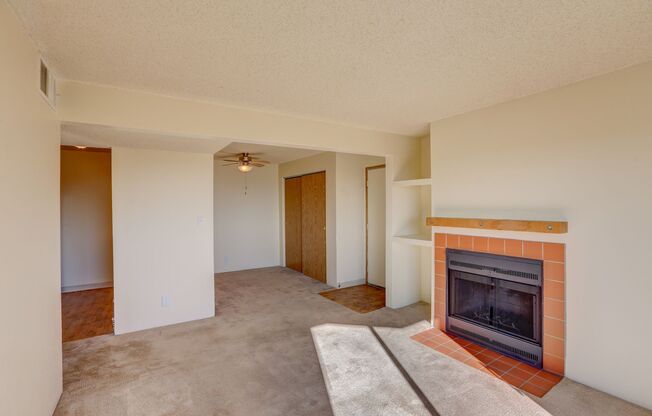 1 bed, 1 bath, 620 sqft, $1,400, Unit 10-109
