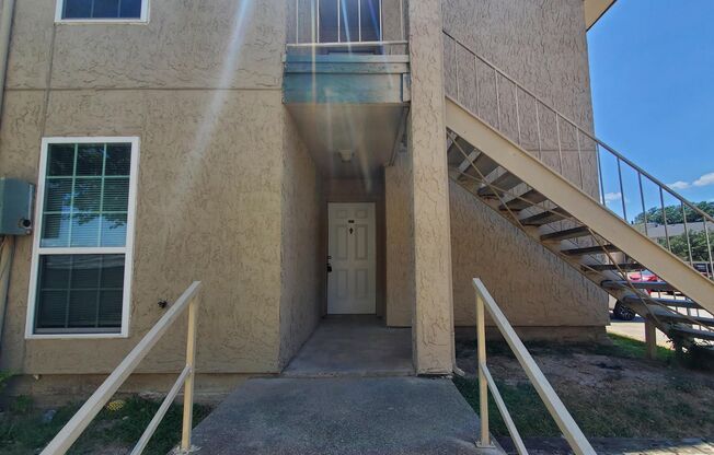 Spacious 2 bedroom condo for a great price!