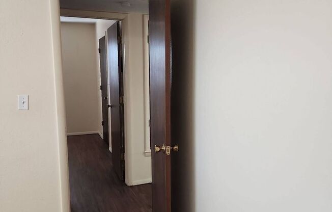 2 beds, 1 bath, 725 sqft, $775, Unit 203