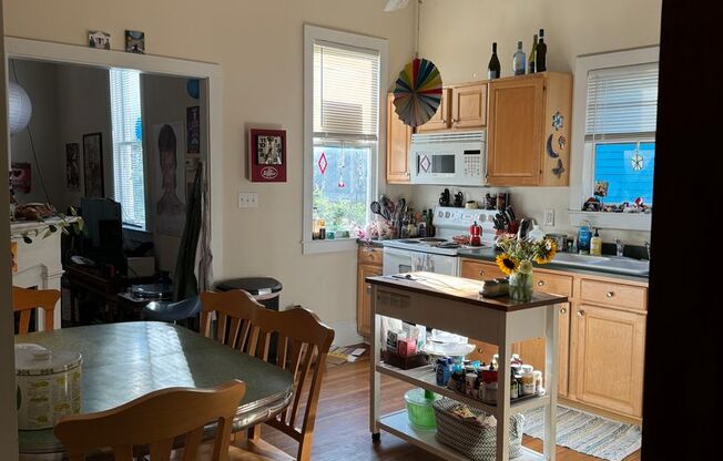 2 beds, 2 baths, $1,700