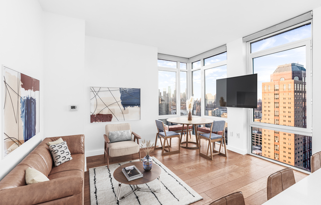 3 beds, 2 baths, 1,101 sqft, $7,995, Unit 31E