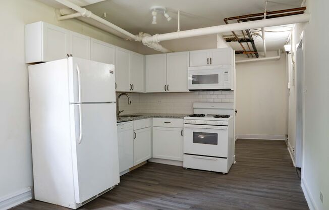 1 bed, 1 bath, 400 sqft, $1,475, Unit 3334-BS