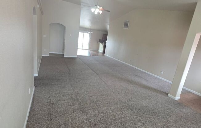 3018 Oakwood Drive