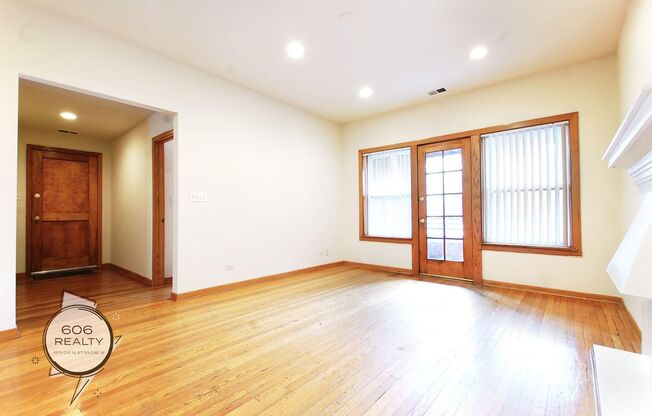 Beautiful Logan Square Apartments!