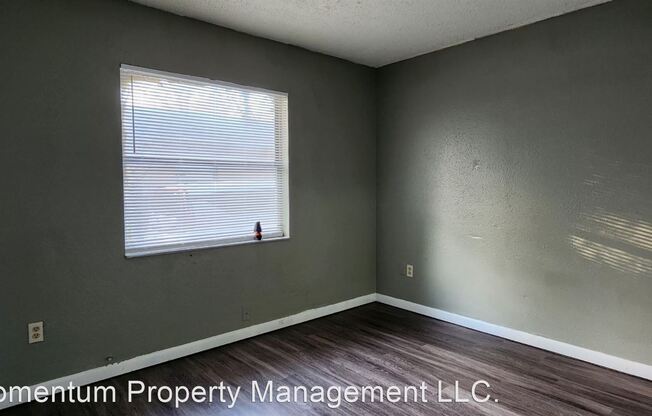 1728 E. Idell St. Apt A 1728 E. Idell St. Apt B