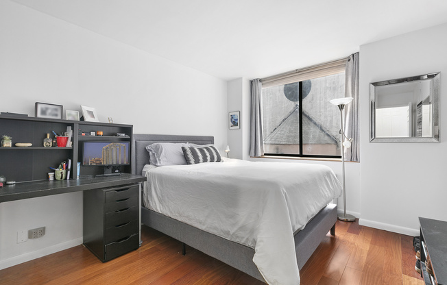 1 bed, 1 bath, 725 sqft, $4,250, Unit 3F