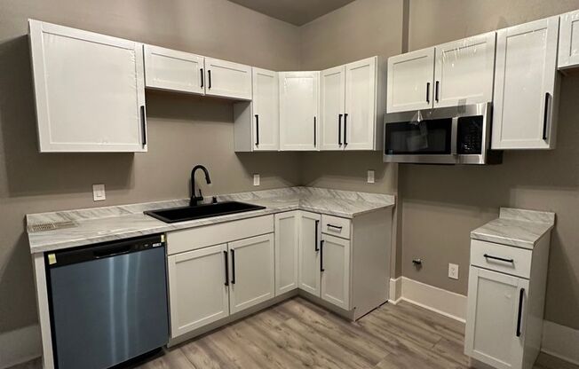 4 beds, 1 bath, 4 sqft, $1,245