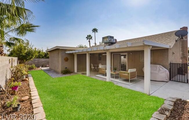 BEAUTIFUL RENOVATED 3BEDROOM HOME IN 89103 * COMING SOON *
