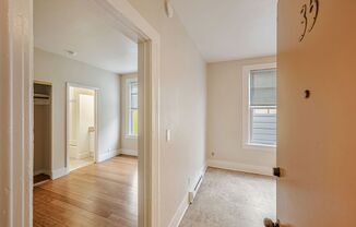 435 Hayes Street Apartments*