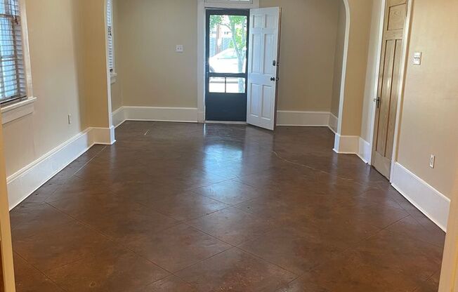 2BD/1BA Shotgun in MidCity