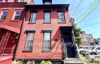 1815 LOCUST ST