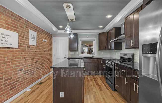 14 N STREEPER ST