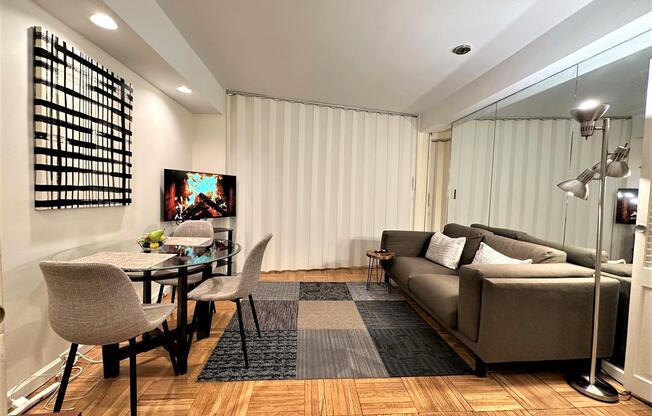 2 beds, 1 bath, 600 sqft, $5,499, Unit 5-B